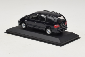 Ford Galaxy Mk2 Musta Minichamps 1:43 GALAXY002 Metalli — kuva 3 / 4