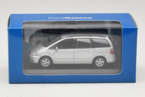 Ford Galaxy Mk2 Hopea Minichamps 1:43 GALAXY001 Metalli — kuva 4 / 4