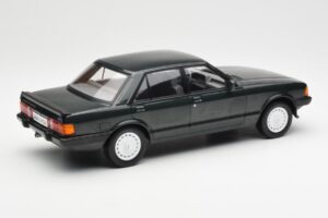 Ford Granada Mk2 2.8 Injection Tummanvihreä MCG 1:18 MCG18263 Metalli — kuva 2 / 6