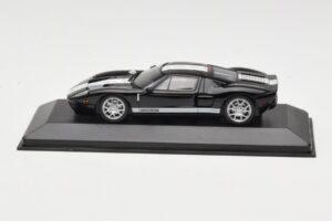 Ford GT Musta Minichamps 1:43 400084204 Metalli