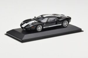 Ford GT Musta Minichamps 1:43 400084204 Metalli — kuva 2 / 4