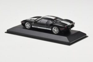 Ford GT Musta Minichamps 1:43 400084204 Metalli — kuva 3 / 4