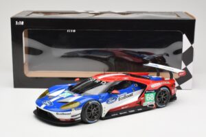Ford GT GTE #68 D. Muller / J. Hand / S. Bourdais Chip Ganassi Racing LMGTE Pro 24 Hours of Le Mans 2016 Winner Minichamps 1: — kuva 6 / 6