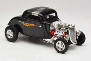Ford Hot Rod Musta Rydell High Grease ERTL 1:18 36602 Metalli — kuva 4 / 6