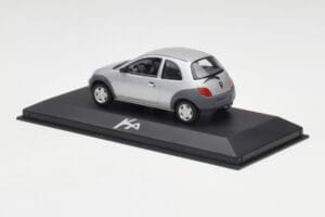 Ford Ka Mk1 Hopean Harmaa Minichamps 1:43 130248 Metalli — kuva 3 / 4