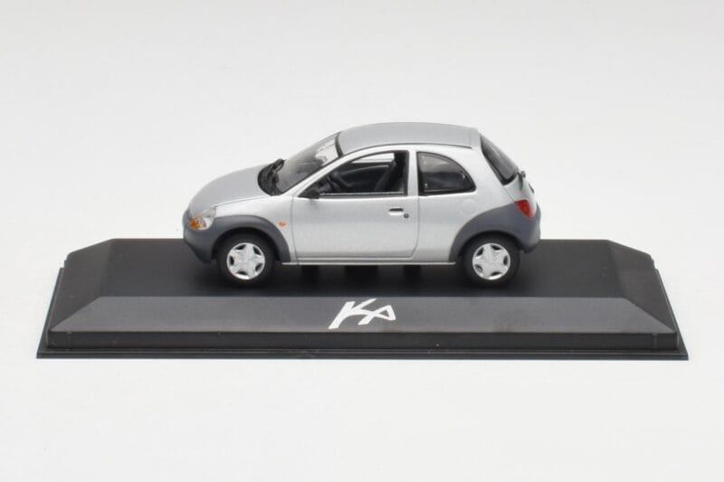 Ford Ka Mk1 Hopean Harmaa Minichamps 1:43 130248 Metalli
