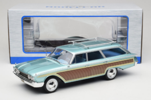 Ford Country Squire Sininen MCG 1:18 MCG18049 Metalli — kuva 6 / 6