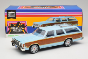 Ford LTD Country Squire Charlie's Angels Movie GreenLight 1:18 19066 Metalli — kuva 8 / 8