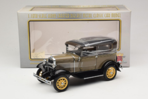 Ford Model A Tudor Chicle Drab Motor City 1:18 41003 Metalli — kuva 6 / 6
