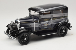 Ford Model A Tudor Police Car Motor City 1:18 43008 Metalli