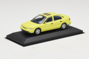Ford Mondeo Mk1 Citrus Yellow Minichamps 1:43 MIN0821001 Metalli — kuva 2 / 4