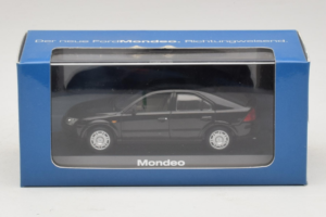 Ford Mondeo Mk3 Musta Minichamps 1:43 MONDEO004 Metalli — kuva 4 / 4