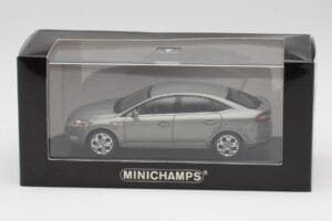 Ford Mondeo Mk3 Sedan Harmaa Metallic Minichamps 1:43 IND403086003 Metalli — kuva 4 / 4