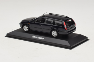 Ford Mondeo Mk3 Touring Musta Minichamps 1:43 MONDEO003 Metalli — kuva 3 / 4