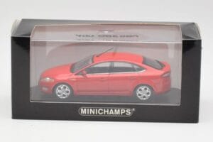 Ford Mondeo Mk4 Colorado Punainen Minichamps 1:43 MONDEO001 Metalli — kuva 4 / 4