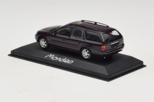Ford Mondeo Mk1 Turnier Dark Blue Metallic Minichamps 1:43 43306312 Metalli — kuva 3 / 4