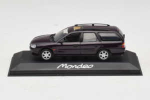 Ford Mondeo Mk1 Turnier Dark Blue Metallic Minichamps 1:43 43306312 Metalli