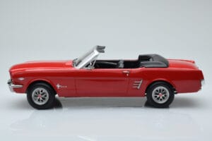 Ford Mustang Avoauto Punainen Norev 1:18 182810 Metalli — kuva 3 / 6