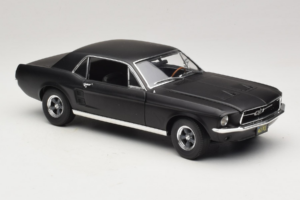 Ford Mustang Creed Movie GreenLight 1:18 13611 Metalli — kuva 6 / 8