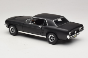 Ford Mustang Creed Movie GreenLight 1:18 13611 Metalli — kuva 7 / 8