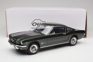 Ford Mustang Fastback Ivy Green Otto 1:12 G079 Hartsi — kuva 6 / 6