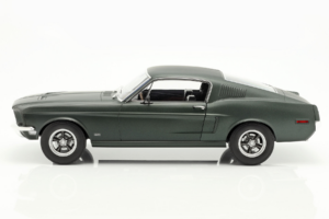 Ford Mustang Fastback Satin Green Metallic Norev 1:12 122702 Metalli — kuva 3 / 5