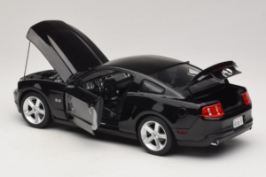 Ford Mustang GT Musta Drive Movie GreenLight 1:18 13609 Metalli — kuva 5 / 8