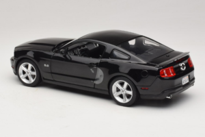 Ford Mustang GT Musta Drive Movie GreenLight 1:18 13609 Metalli — kuva 7 / 8