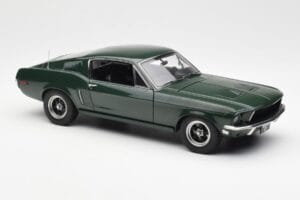 Ford Mustang GT Bullitt Vihreä AUTOart 1:18 72812 Metalli — kuva 6 / 8