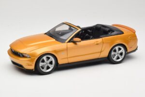Ford Mustang GT S197 Avoauto Kulta Maisto 1:18 31158 Metalli