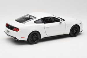 Ford Mustang GT S550 Valkoinen Maisto 1:18 31197 Metalli — kuva 3 / 8