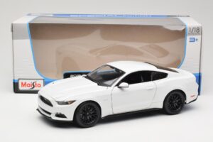 Ford Mustang GT S550 Valkoinen Maisto 1:18 31197 Metalli — kuva 8 / 8