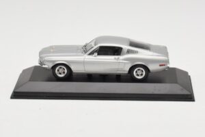 Ford Mustang GT Hopea Minichamps 1:43 FORD001 Metalli