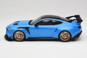 Ford Mustang GTD Antimatter Blue Metallic GT Spirit 1:18 GT473 Hartsi — kuva 3 / 6