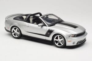 Ford Mustang S197 Roush 427R Avoauto Hopea Maisto 1:18 31669 Metalli — kuva 6 / 8