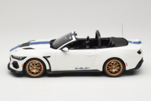 Ford Mustang S650 Shelby Super Snake Oxford White GT Spirit 1:18 GT572 Hartsi — kuva 3 / 6
