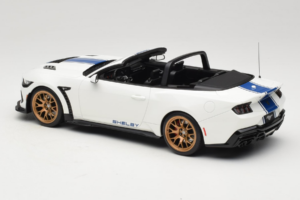 Ford Mustang S650 Shelby Super Snake Oxford White GT Spirit 1:18 GT572 Hartsi — kuva 5 / 6