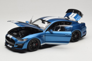 Ford Mustang Shelby GT500 S550 Atlas Blue Metallic IXO 1:18 18RDC244-FO Metalli — kuva 2 / 8