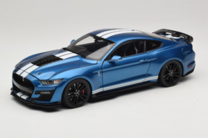 Ford Mustang Shelby GT500 S550 Atlas Blue Metallic IXO 1:18 18RDC244-FO Metalli