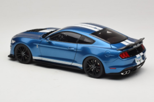 Ford Mustang Shelby GT500 S550 Atlas Blue Metallic IXO 1:18 18RDC244-FO Metalli — kuva 7 / 8