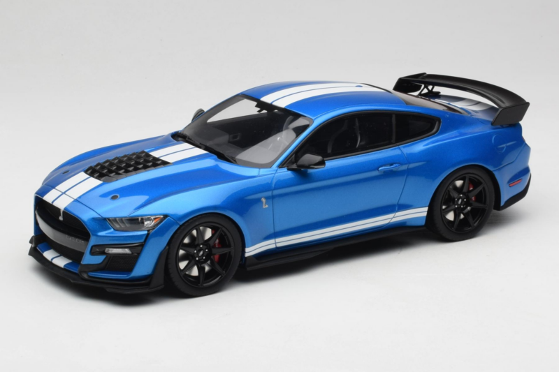 Ford Mustang Shelby GT500 S550 Sininen GT Spirit 1:18 GT268 Hartsi