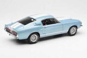 Ford Mustang Shelby GT500 Vaaleansininen Metallic Valkoisilla Raidoilla AUTOart 1:18 72907 Metalli — kuva 3 / 8