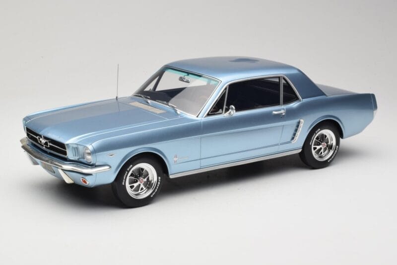 Ford Mustang V8 Hardtop Pony GT Silver Blue GT Spirit 1:12 G089 Hartsi