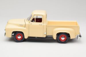 Ford Pickup Colonial Valkoinen Road Legends 1:18 92148 Metalli — kuva 4 / 8