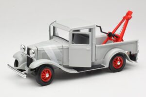 Ford Pick-Up Wrecker Harmaa Road Signature 1:18 92257 Metalli — kuva 2 / 8