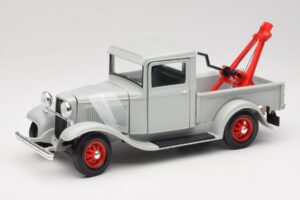 Ford Pick-Up Wrecker Harmaa Road Signature 1:18 92257 Metalli