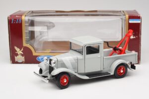 Ford Pick-Up Wrecker Harmaa Road Signature 1:18 92257 Metalli — kuva 8 / 8