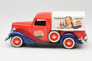 Ford Pickup Truck Pepsi-Cola Solido 1:18 99053 Metalli — kuva 4 / 8