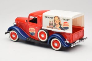 Ford Pickup Truck Pepsi-Cola Solido 1:18 99053 Metalli — kuva 7 / 8