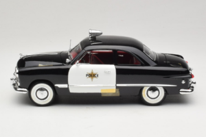 Ford Poliisiauto Anson 1:18 6254 Metalli — kuva 3 / 6